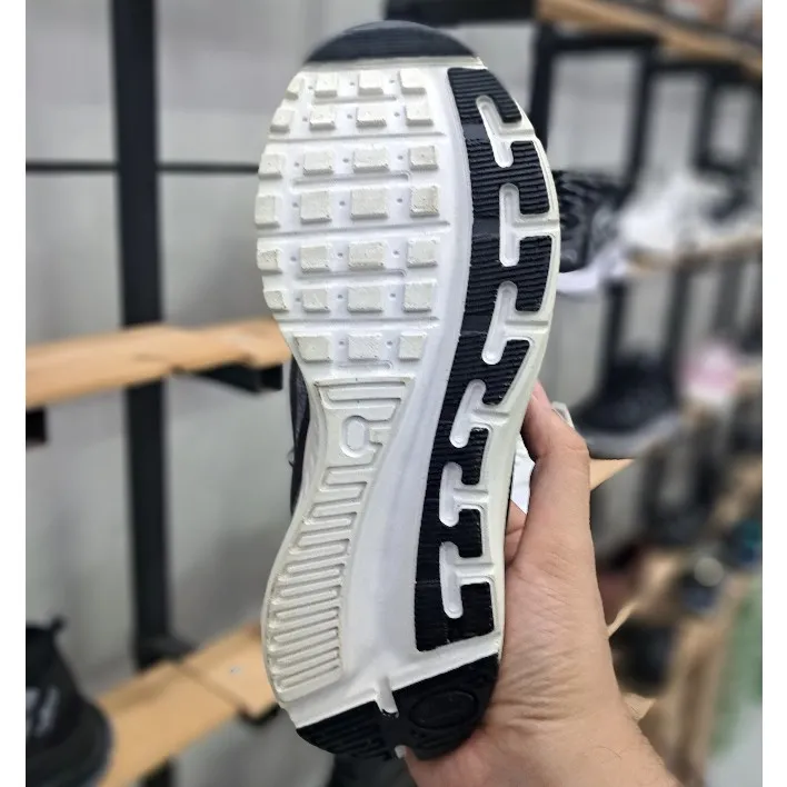 کفش اسپرت زنانه نایک شیلد رویه جورابی تنفسی رنگ طوسی