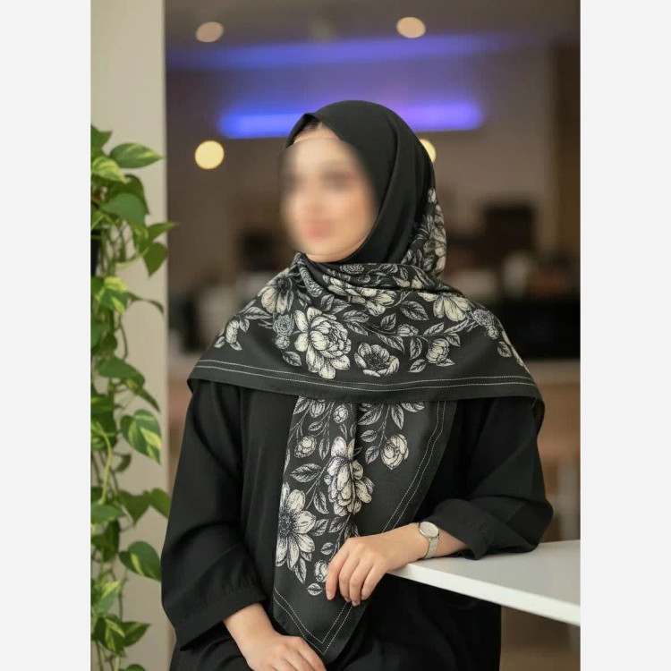روسری سوپرنخ قواره 120 طرح گل سبز لطیف و نرم
