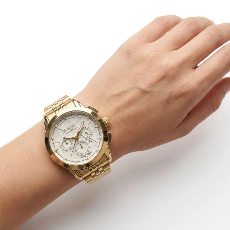 ساعت مچی زنانه سیکو طلایی صفحه سفید بند استیل طرح سه موتور با تقویم و موتور ژاپن
