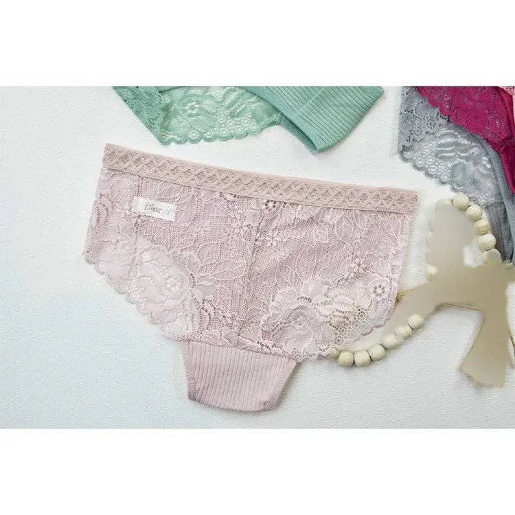 شورت زنانه کبریتی پشت دانتل سایز M L XL تولید چین