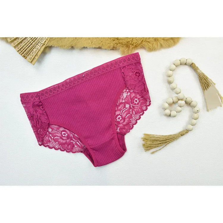 شورت زنانه کبریتی پشت دانتل سایز M L XL تولید چین