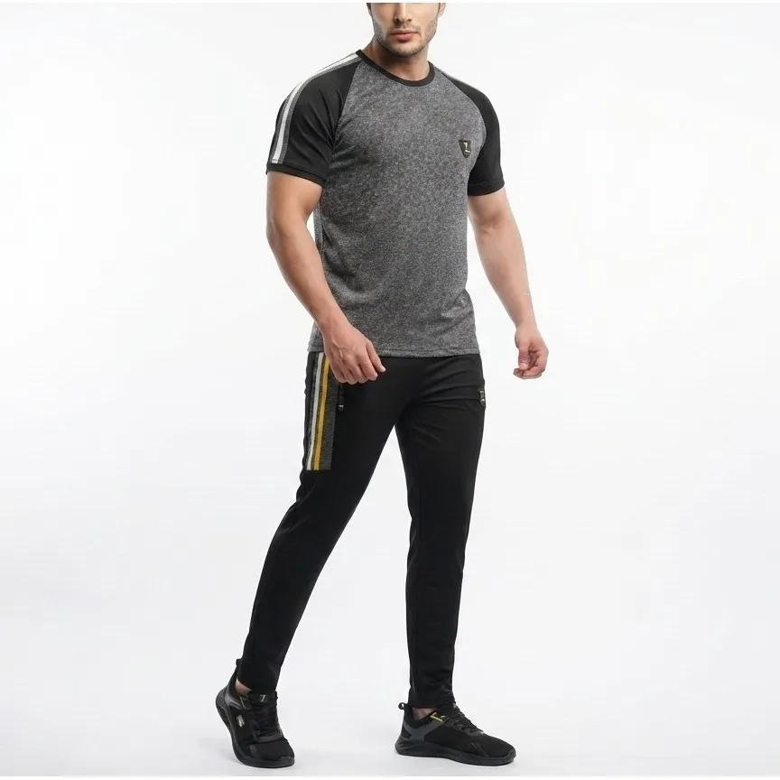 ست تیشرت و شلوار مردانه رنگ مشکی طوسی جنس نخ پارچه مولینه و زهره لاکرادار سایز 2 سایز مناسب استفاده روزمره ورزش و پیاده روی